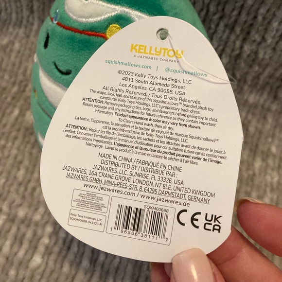 Johann the Christmas Tree Winter Squad Squishmallow 4” NWT - Picture 3 of 5